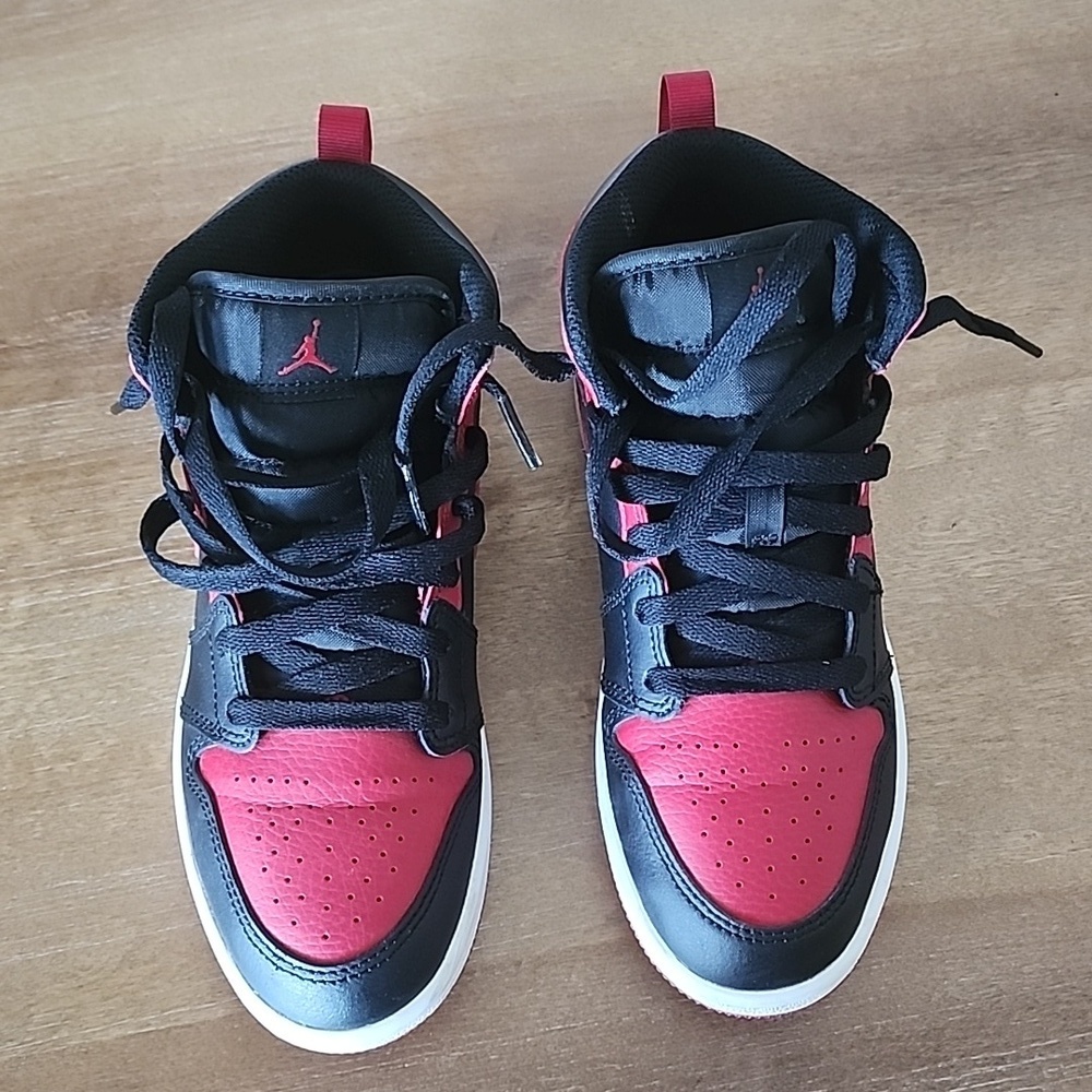 Nike Air Jordan 1 Mid PS Banned Bred 640734-074 Shoes Size Youth - Picture 9 of 12